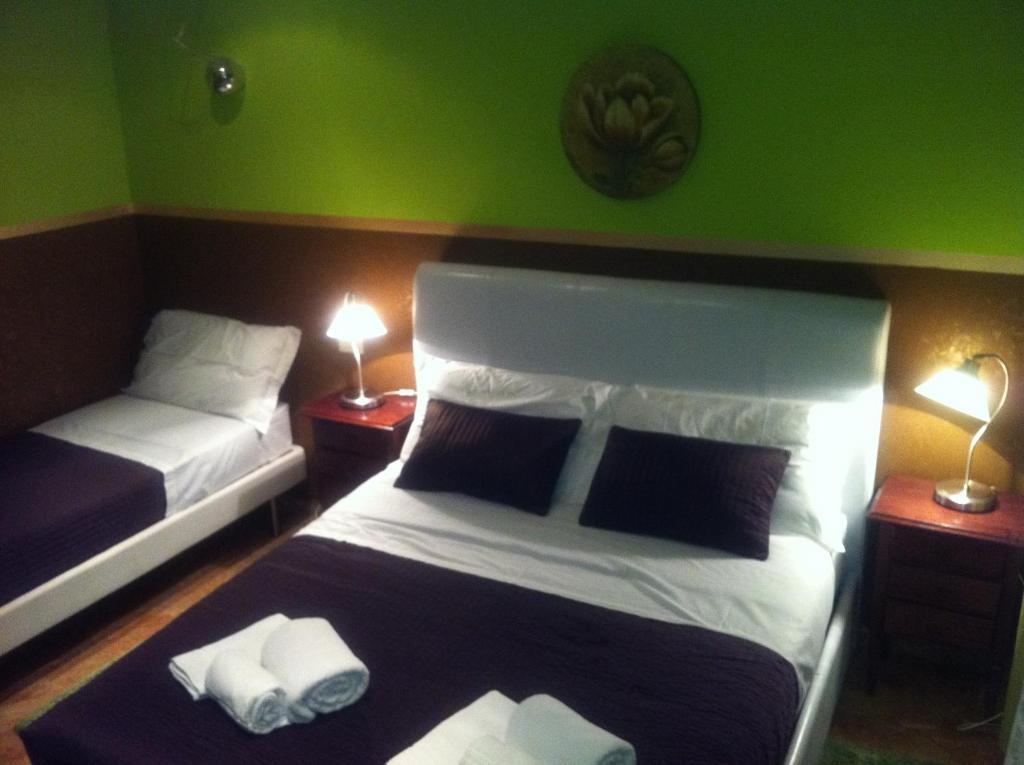 B&B Carmen Βερόνα Δωμάτιο φωτογραφία